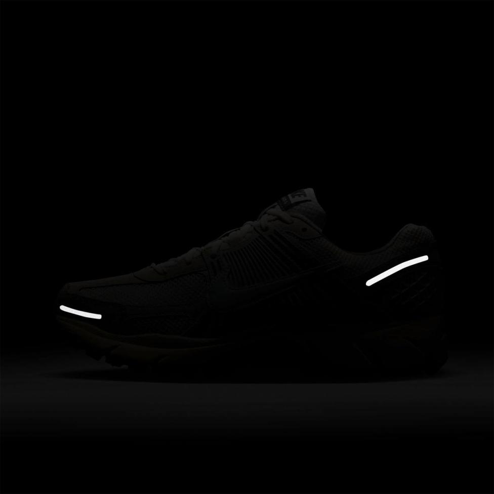 Чоловічі кросівки NIKE ZOOM VOMERO 5 HF0731-007_image_9