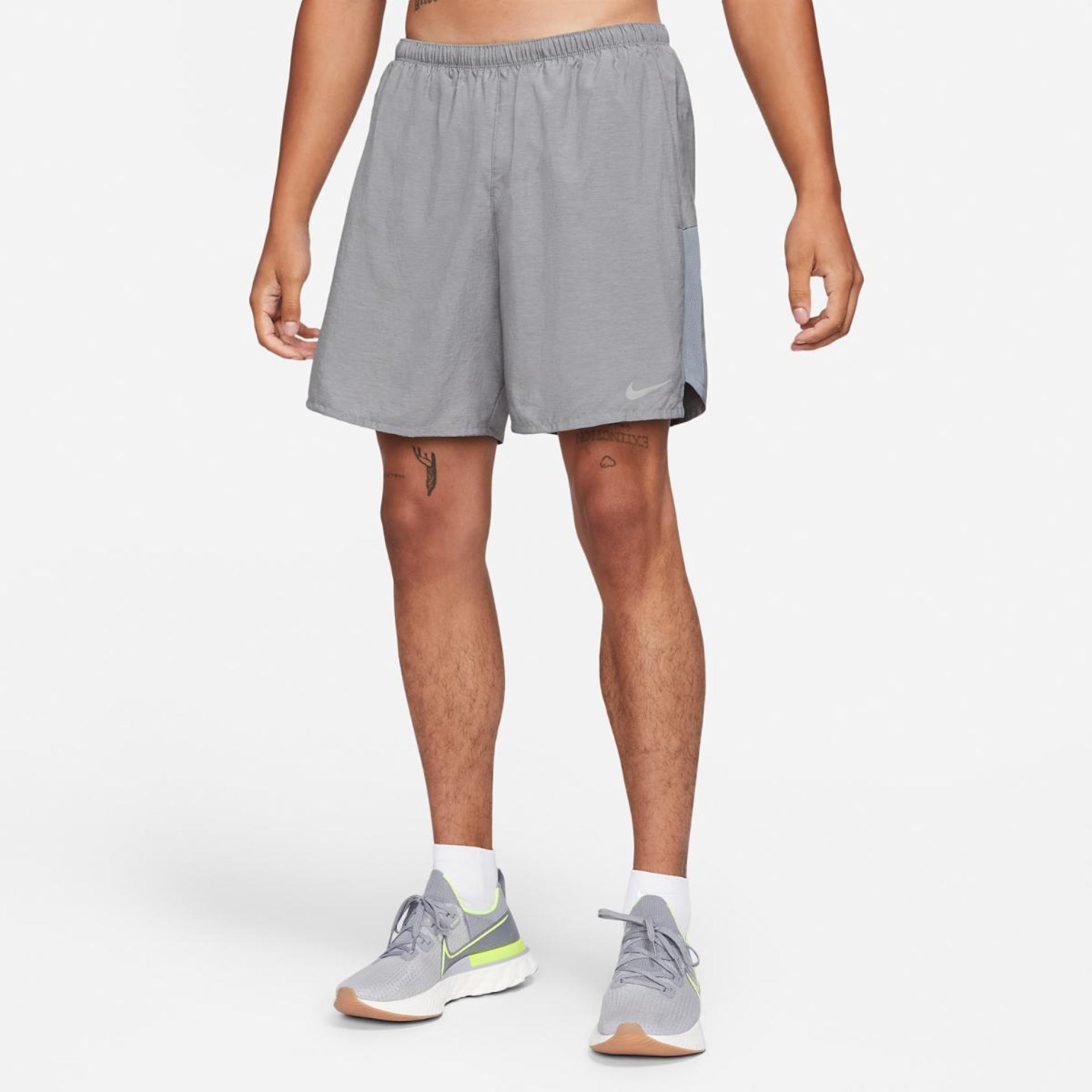 Чоловічі шорти NIKE M NK DF CHALLENGER SHORT 7BF CZ9066-084