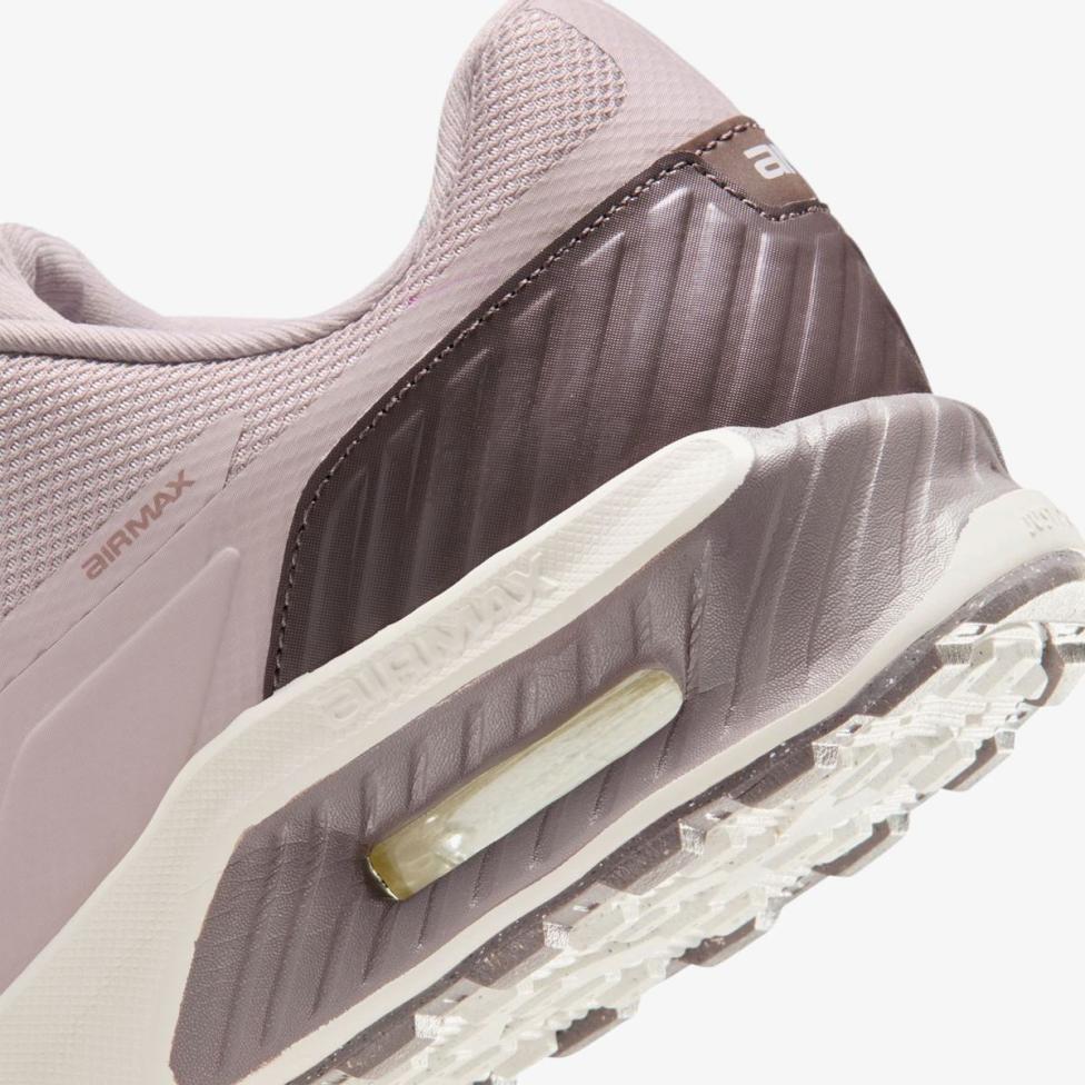 Жіночі кросівки NIKE W AIR MAX BIA IO9414-001_image_8