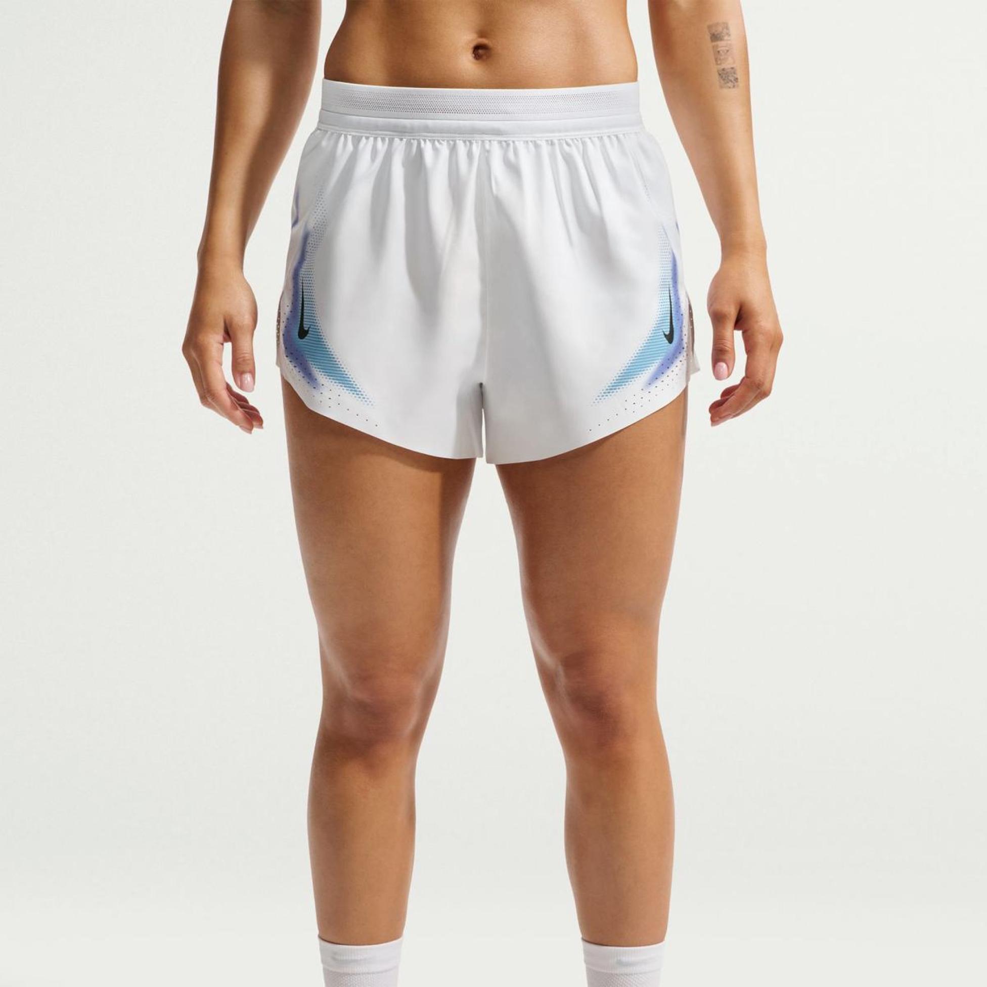 Жіночі шорти NIKE W NK ARSWFT DFADV 3IN SHORT GX IF3653-100