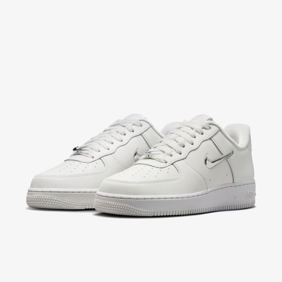 Жіночі кросівки NIKE WMNS AIR FORCE 1 '07 IU7558-030_image_5