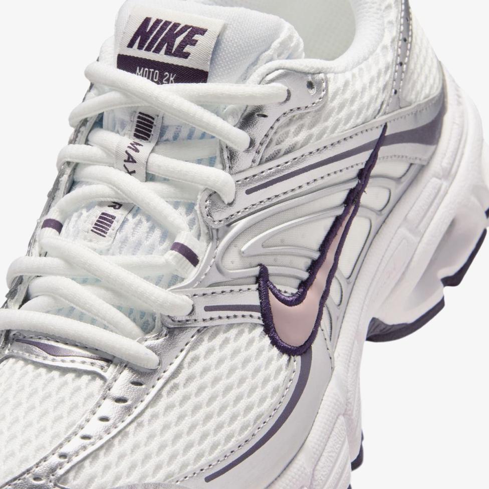 Дитячі кросівки NIKE AIR MAX MOTO 2K (GS) IQ9430-100_image_6