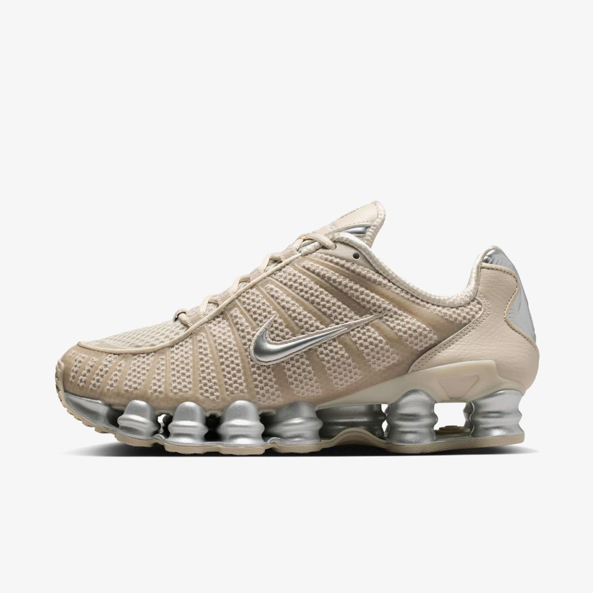 Жіночі кросівки NIKE W SHOX TL IH2559-200