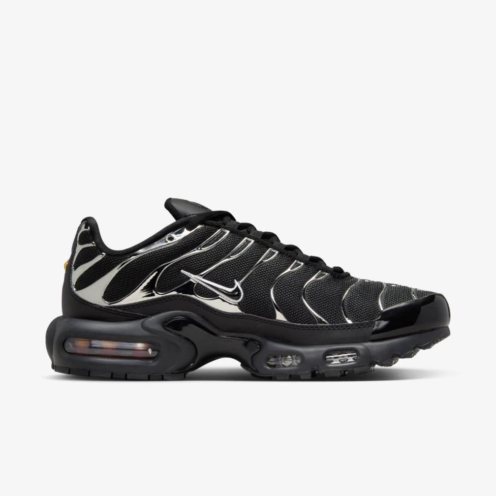 Жіночі кросівки NIKE W AIR MAX PLUS SE HJ9743-001_image_3