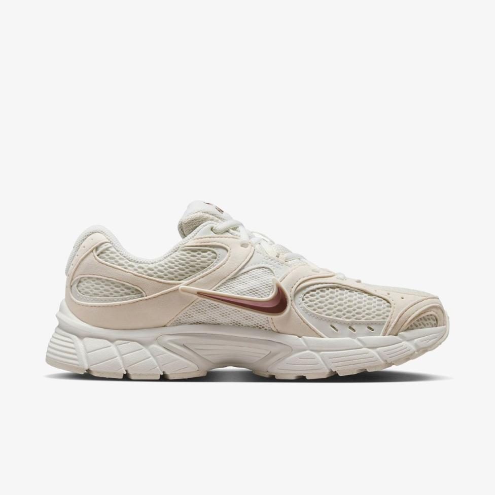 Жіночі кросівки NIKE W V5 RNR S IQ7577-121_image_3