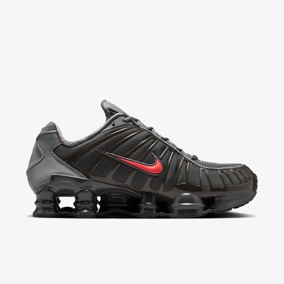 Чоловічі кросівки NIKE SHOX TL SE IQ6599-003_image_3
