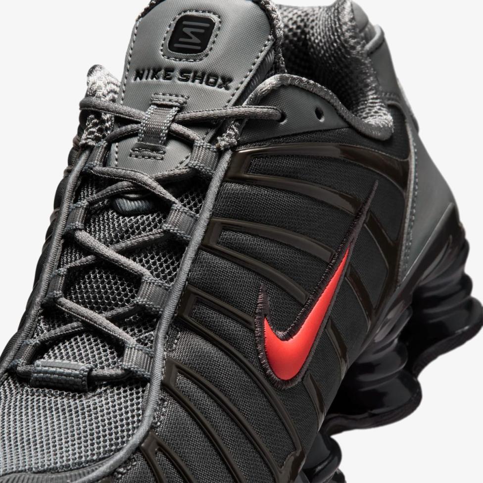 Чоловічі кросівки NIKE SHOX TL SE IQ6599-003_image_7