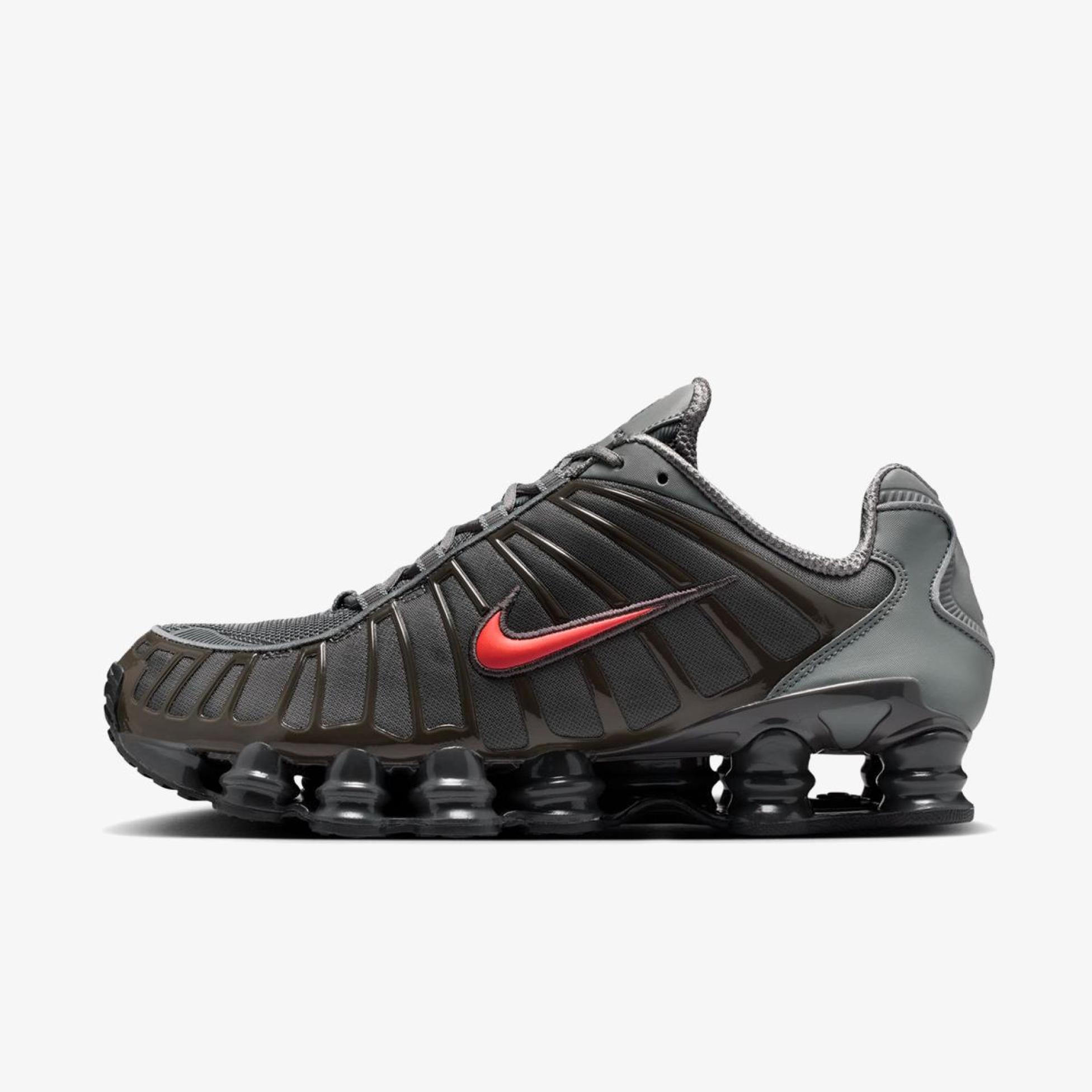 Мужские кроссовки NIKE SHOX TL SE IQ6599-003