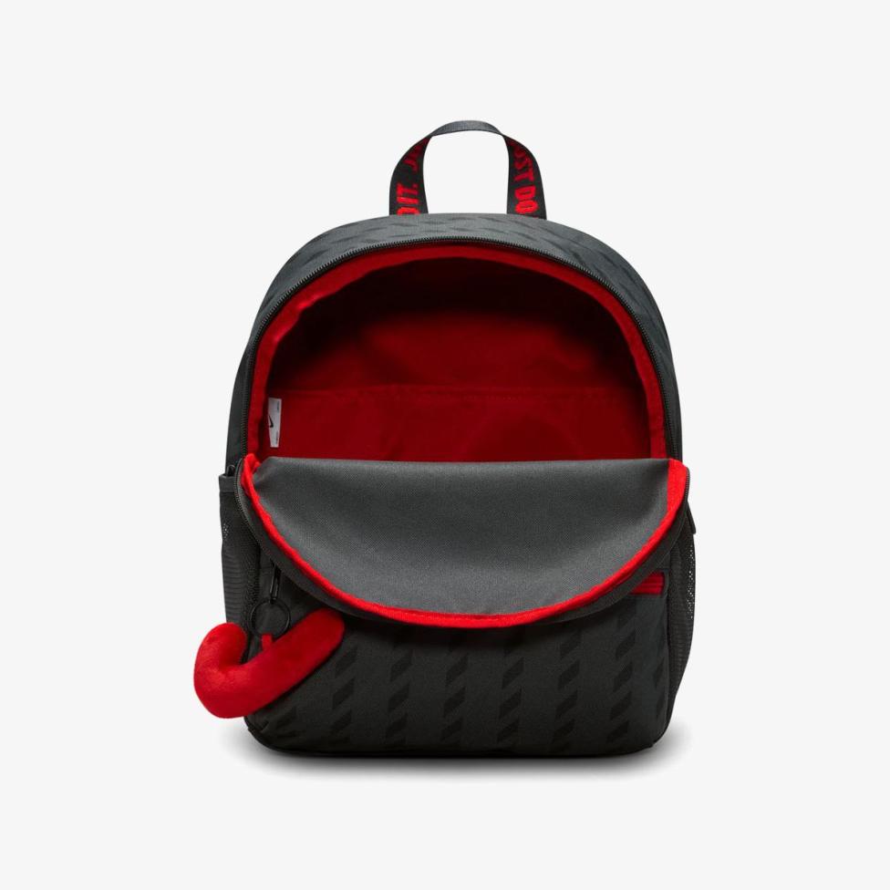 Дитячий рюкзак NIKE Y NK JDI MINI BKPK - SU26 AOP IO1530-010_image_4