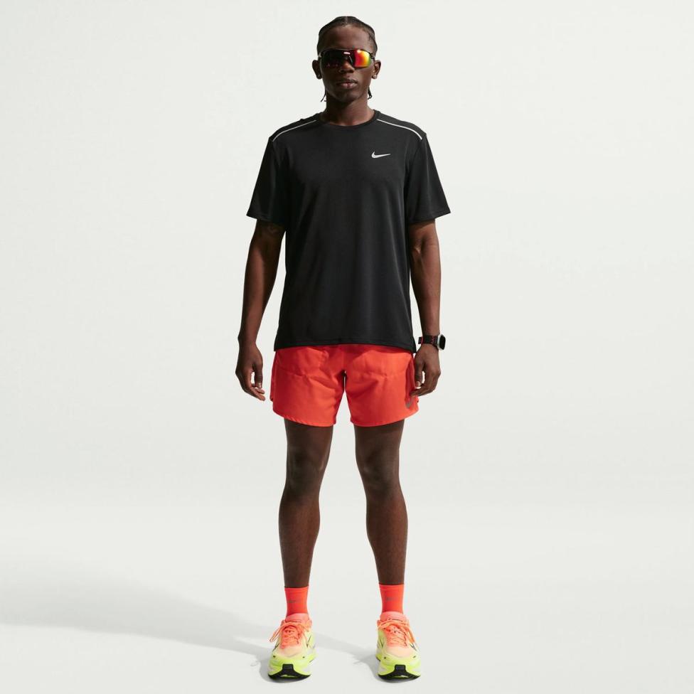Мужская футболка NIKE M NK DF UV MILER SS IF2082-010_image_4