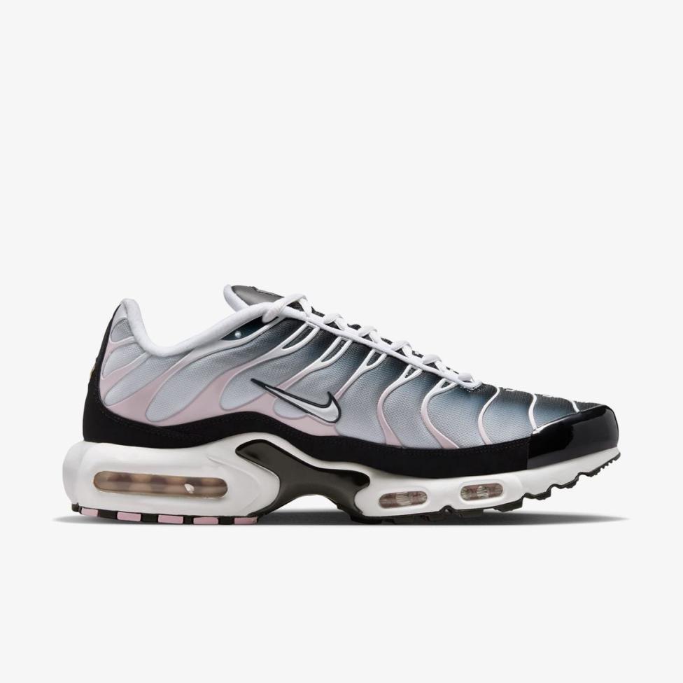 Чоловічі кросівки NIKE AIR MAX PLUS IU7540-001_image_3