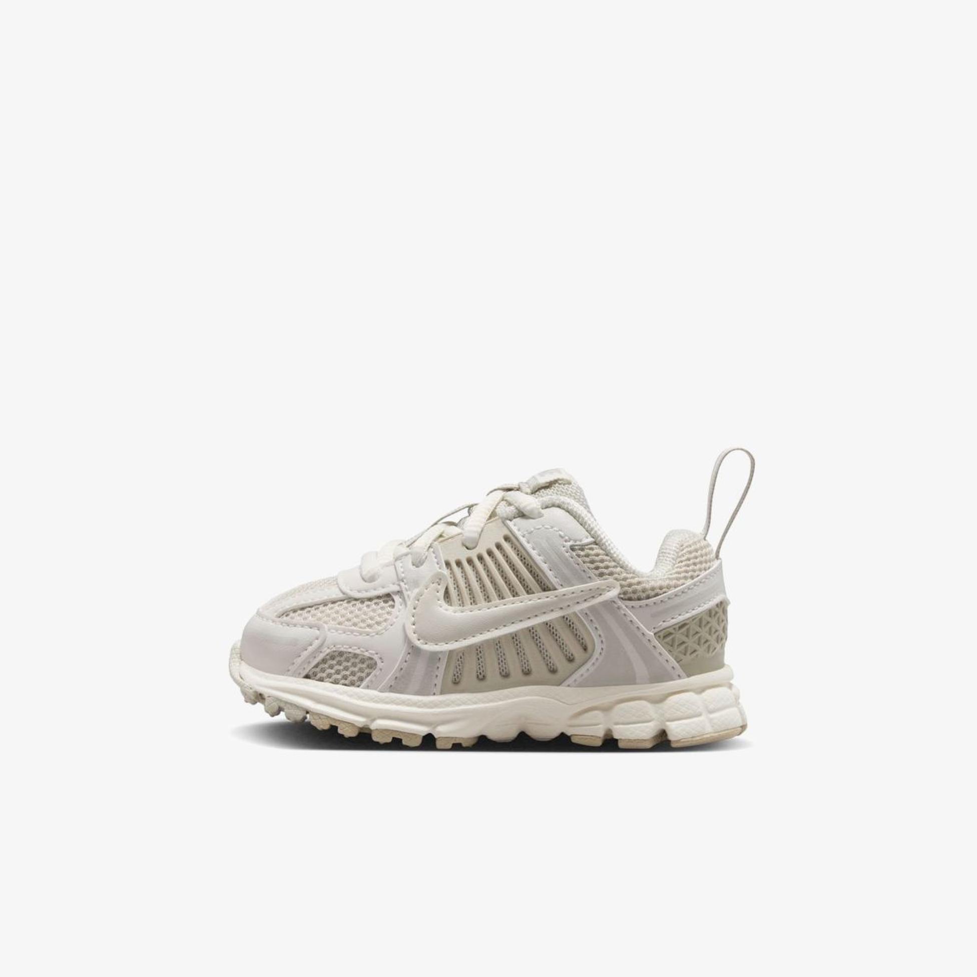 Дитячі кросівки NIKE VOMERO 5 LACE (TD) IR4588-016