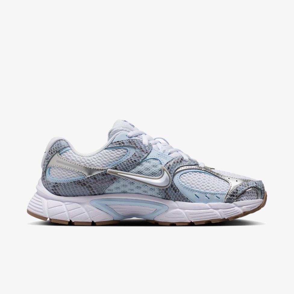 Жіночі кросівки NIKE W V5 RNR PRM IR1381-001_image_3