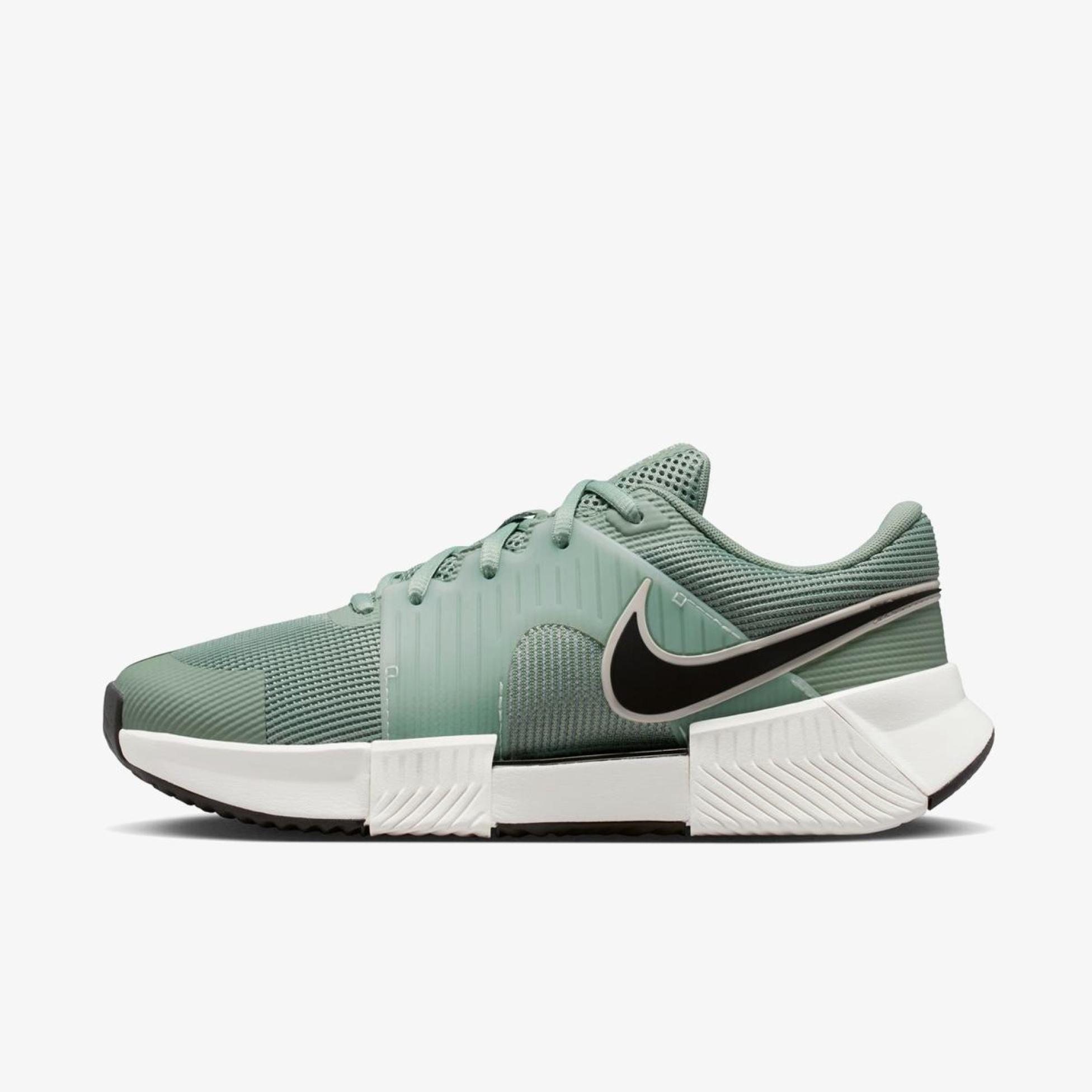 Жіночі кросівки NIKE W ZOOM GP CHALLENGE 1.5 CLY IQ5174-005