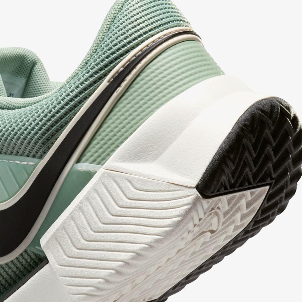 Жіночі кросівки NIKE W ZOOM GP CHALLENGE 1.5 CLY IQ5174-005_image_8