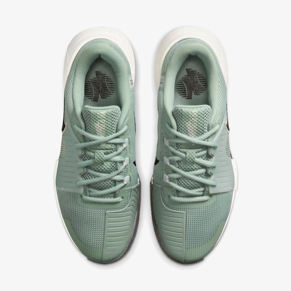 Жіночі кросівки NIKE W ZOOM GP CHALLENGE 1.5 CLY IQ5174-005_image_4