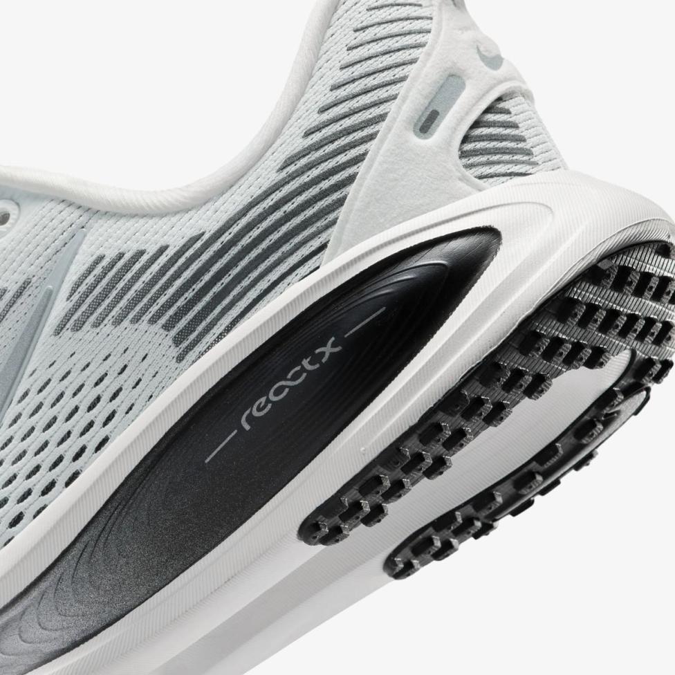 Дитячі кросівки NIKE VOMERO 18 RR GS IO9501-100_image_7