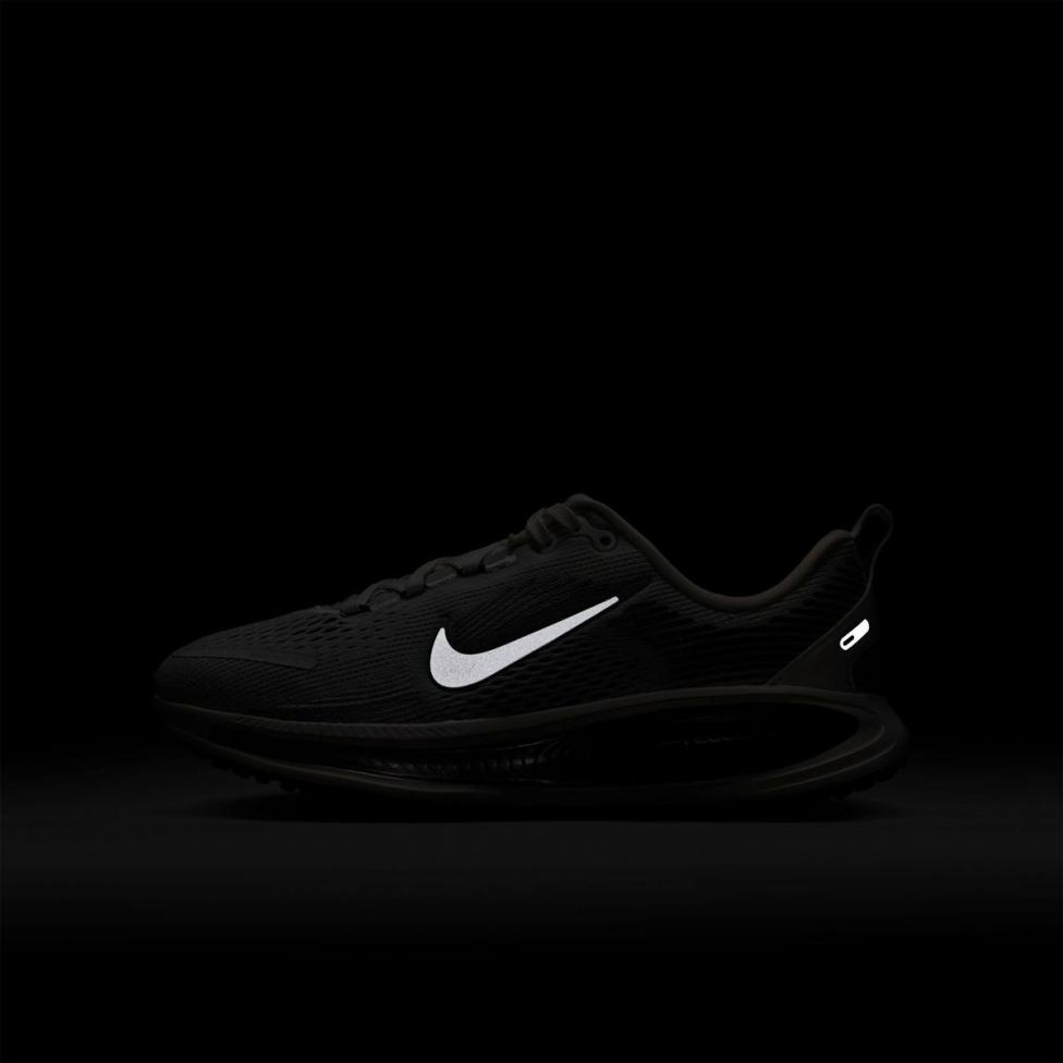 Дитячі кросівки NIKE VOMERO 18 RR GS IO9501-100_image_8