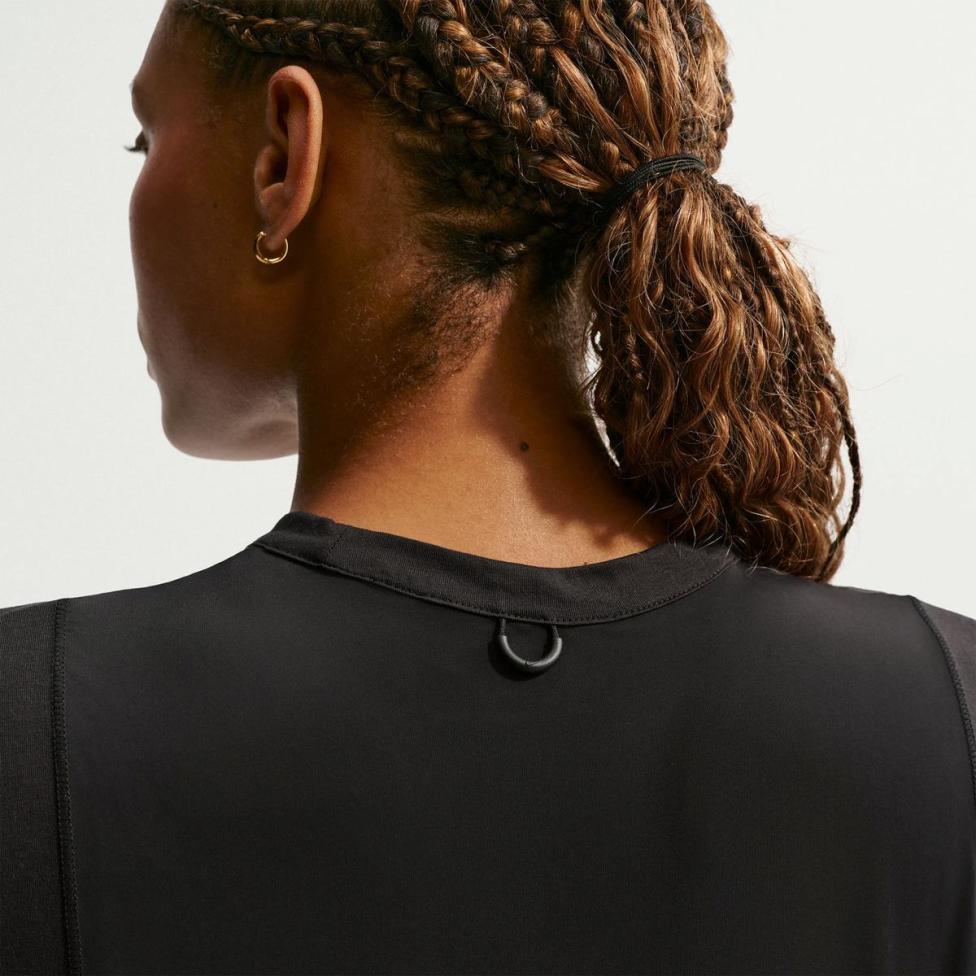 Жіноча майка NIKE W NK 24.7 DF MESH TANK SFT KNT IO1622-010