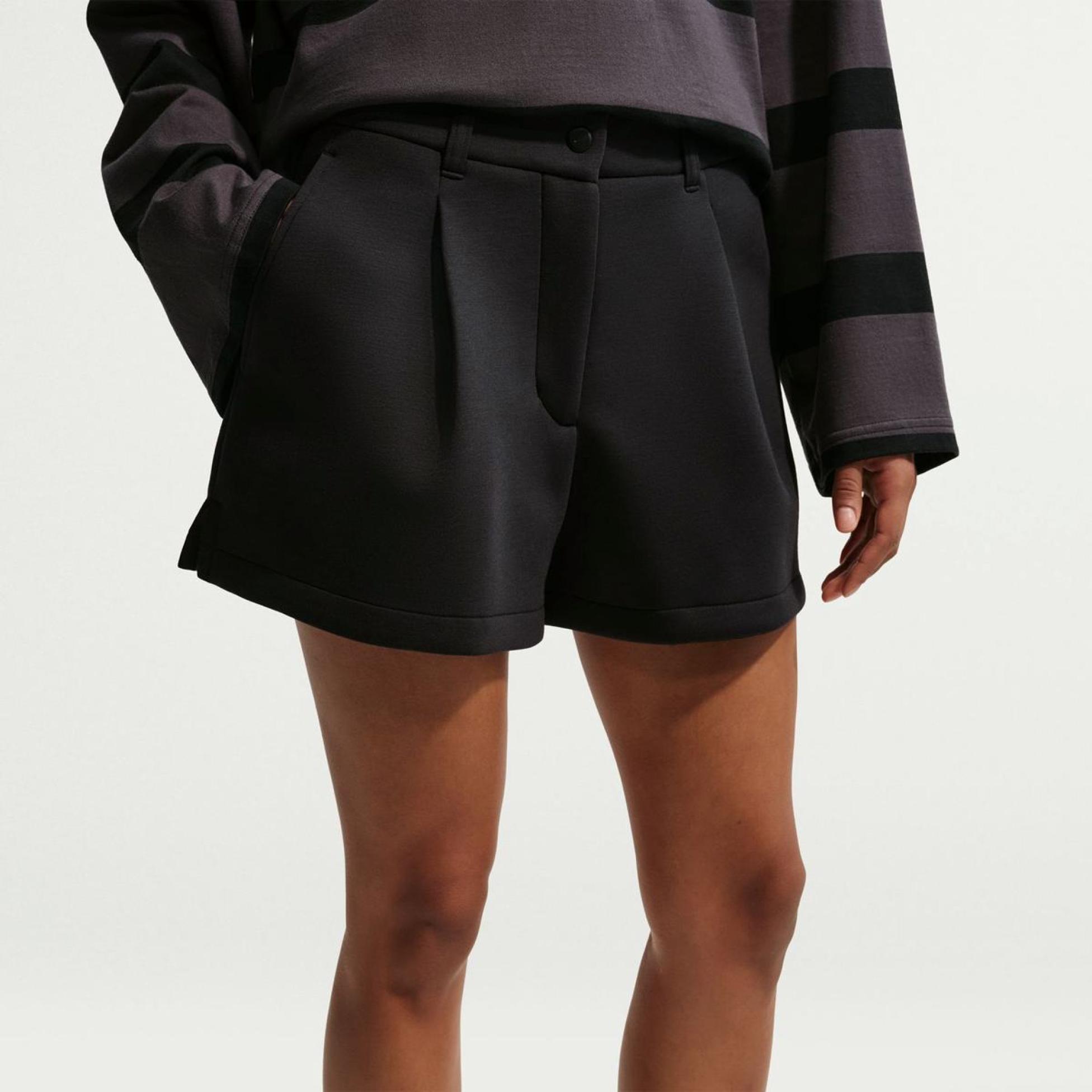 Жіночі шорти NIKE W NSW PREGAME FLC HOT SHORT IF0641-010