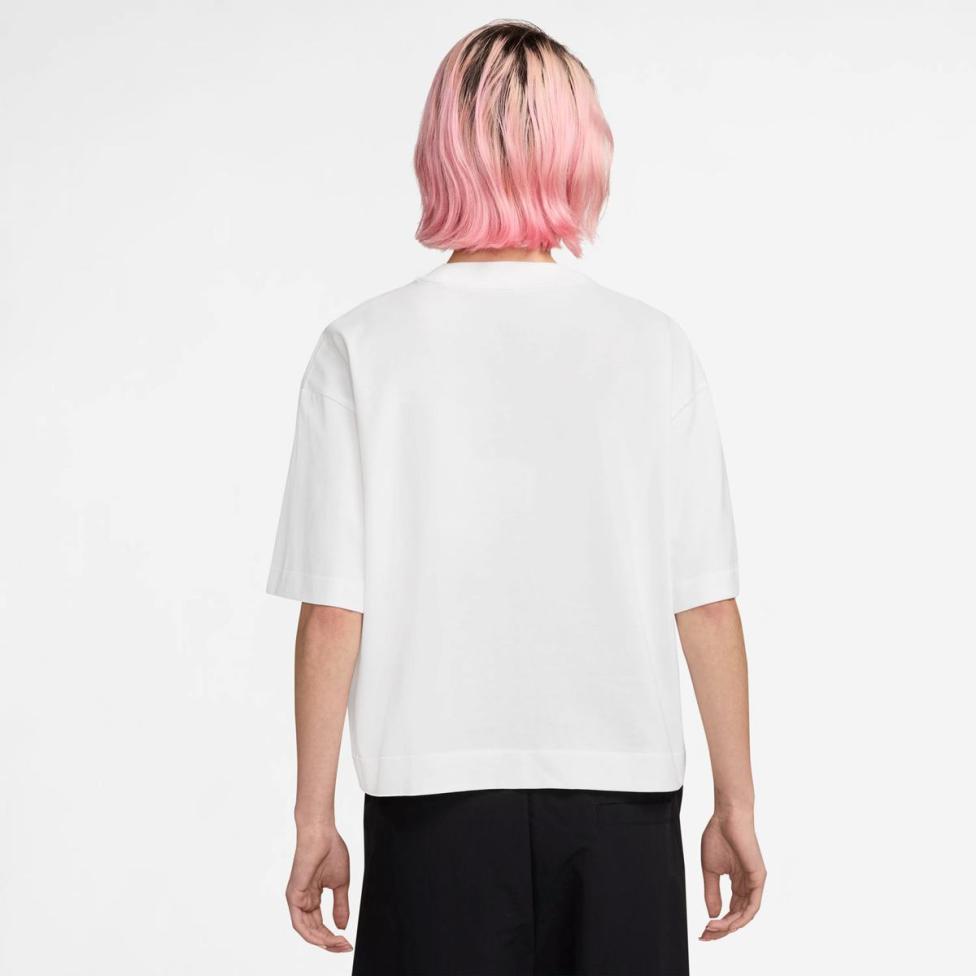 Жіноча футболка NIKE W NSW LUXE SS TEE BOXY HV4955-100