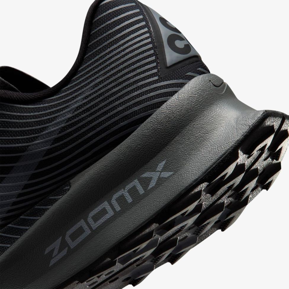 Чоловічі кросівки NIKE ACG ULTRAFLY TRAIL HF5668-001_image_8