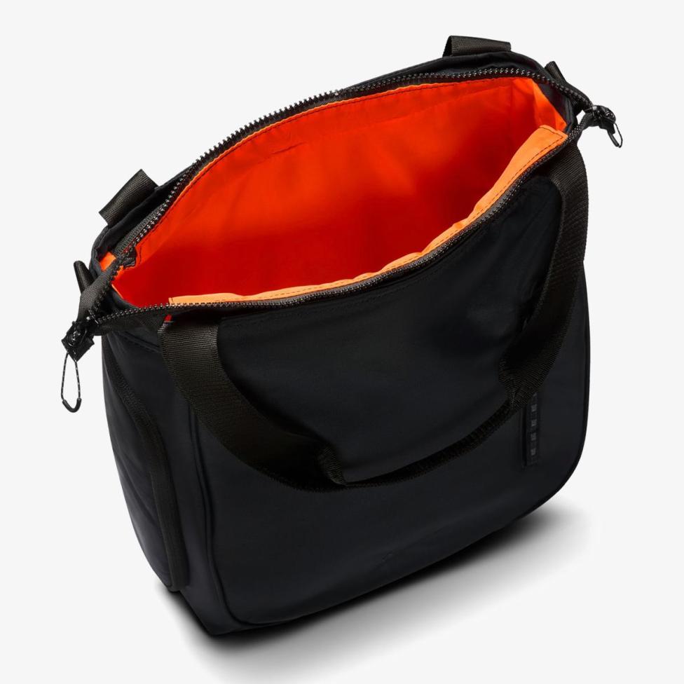 Сумка NIKE NK NSW COMMUTE TOTE FZ6130-011_image_5