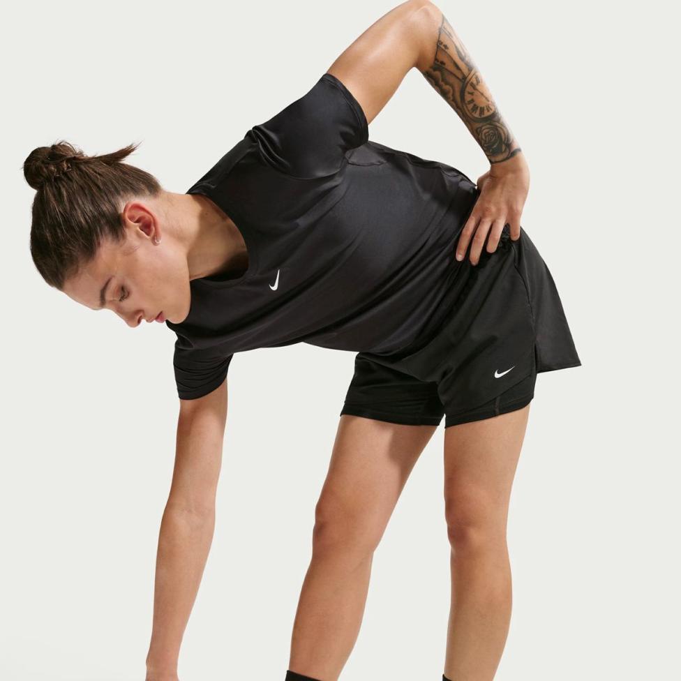 Женские шорты NIKE W NK ONE DF HR 3IN 2N1 SHORT DX6016-011_image_3