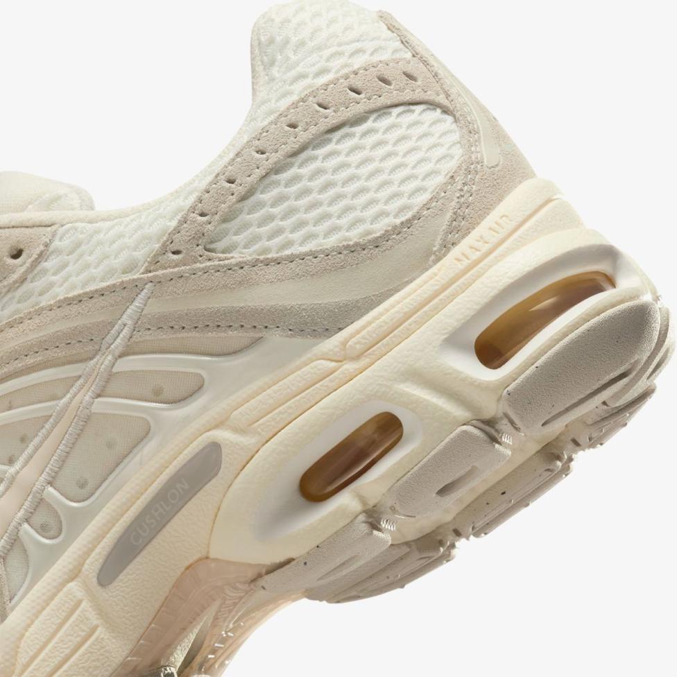 Жіночі кросівки NIKE WMNS AIR MAX MOTO 2K SE PHANTOM / PALE IVORY IO4862-100_image_8