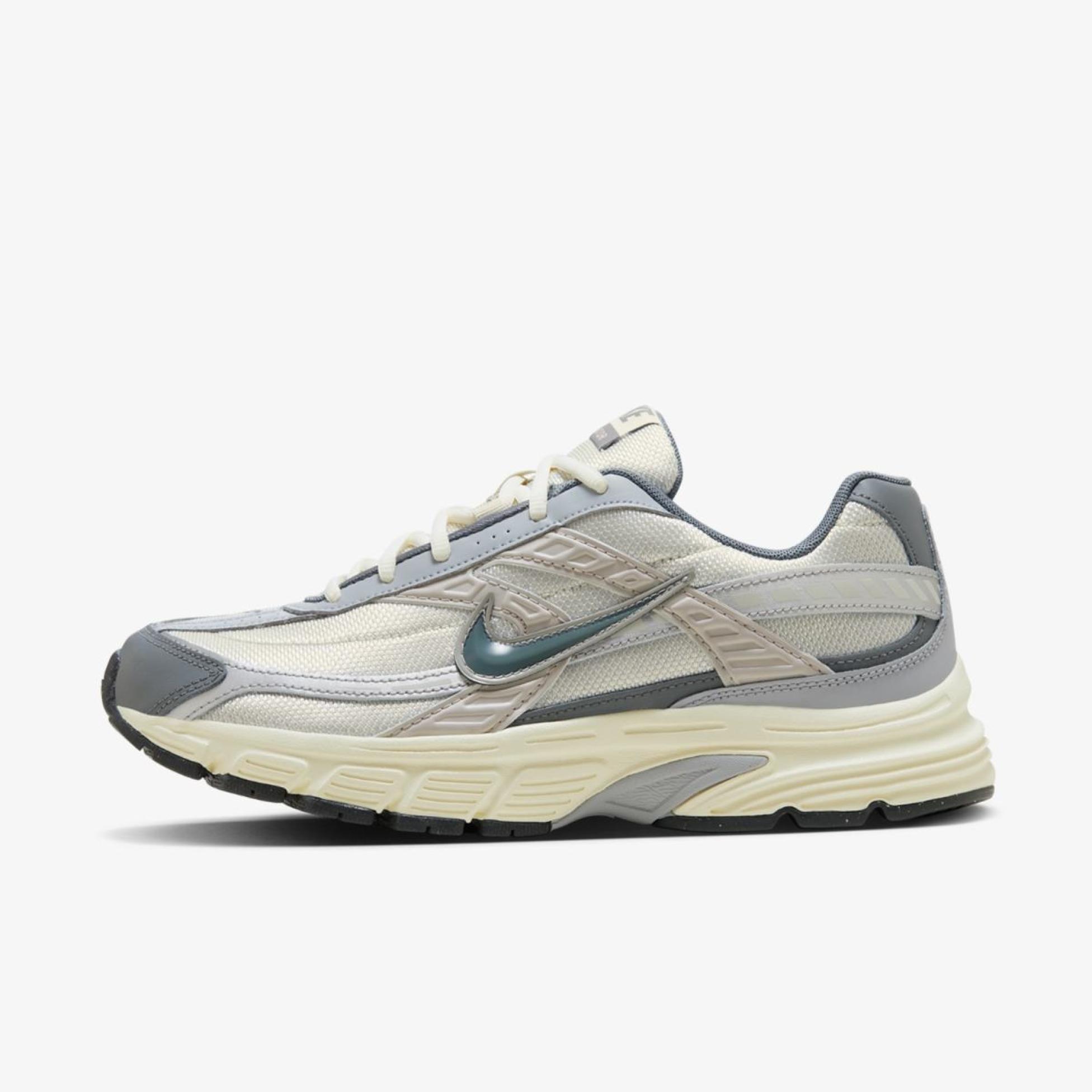 Мужские кроссовки NIKE INITIATOR HQ1179-001