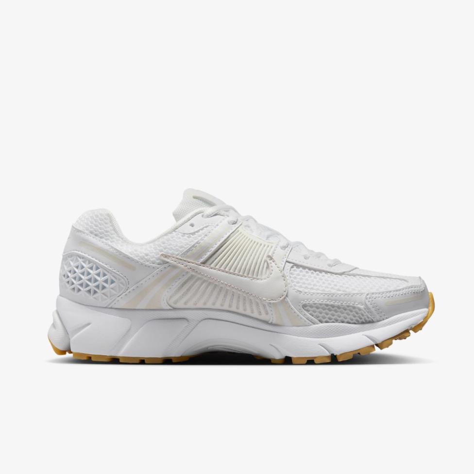 Жіночі кросівки NIKE W ZOOM VOMERO 5 FJ2028-104_image_3