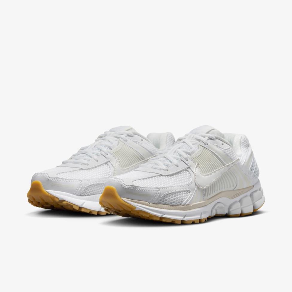 Жіночі кросівки NIKE W ZOOM VOMERO 5 FJ2028-104_image_5