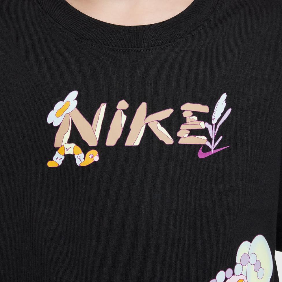 Дитяча футболка NIKE G NSW TEE SEASONAL STORY HQ2334-010