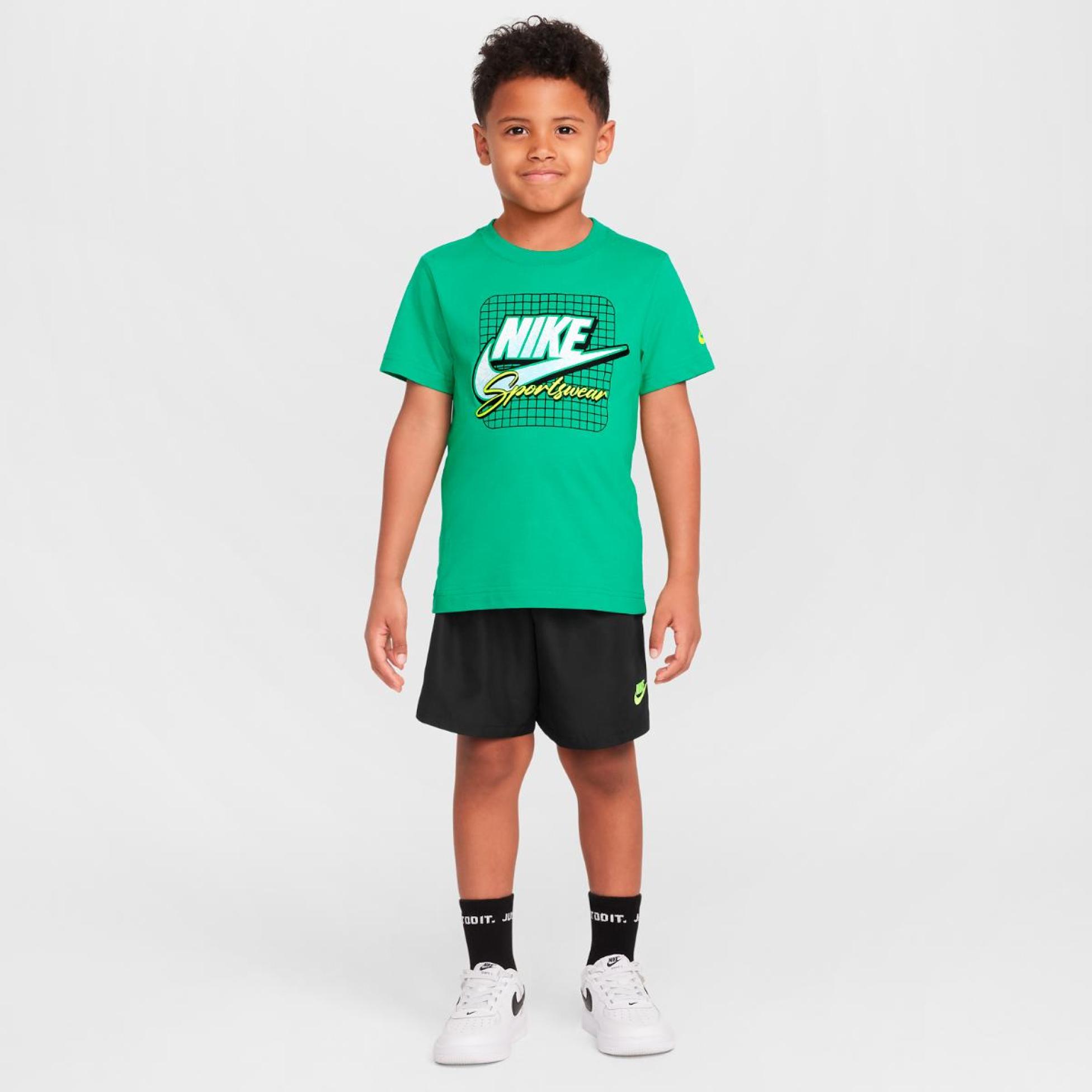 Дитячий набір: футболка, шорти NIKE NKB B NSW AYG W TAFFETA SHORT / NKB B NSW AYG W TAFFETA SHOR 86M991-023