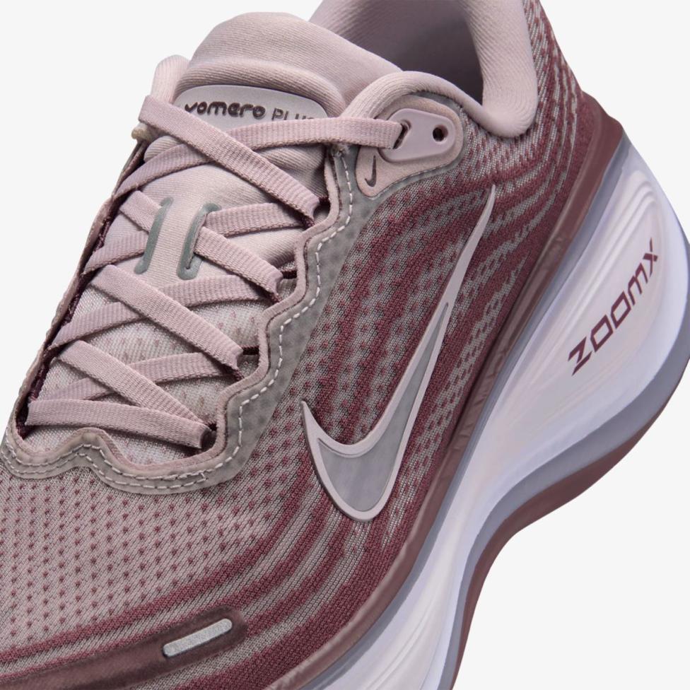 Жіночі кросівки NIKE W VOMERO PLUS HV8154-502_image_7