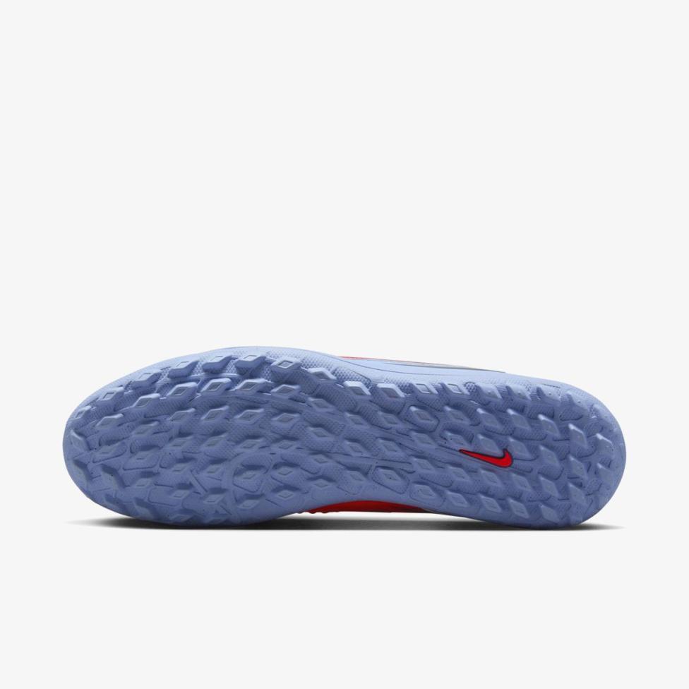 Чоловічі бутси NIKE PHANTOM 6 LOW CLUB TF HQ2324-400