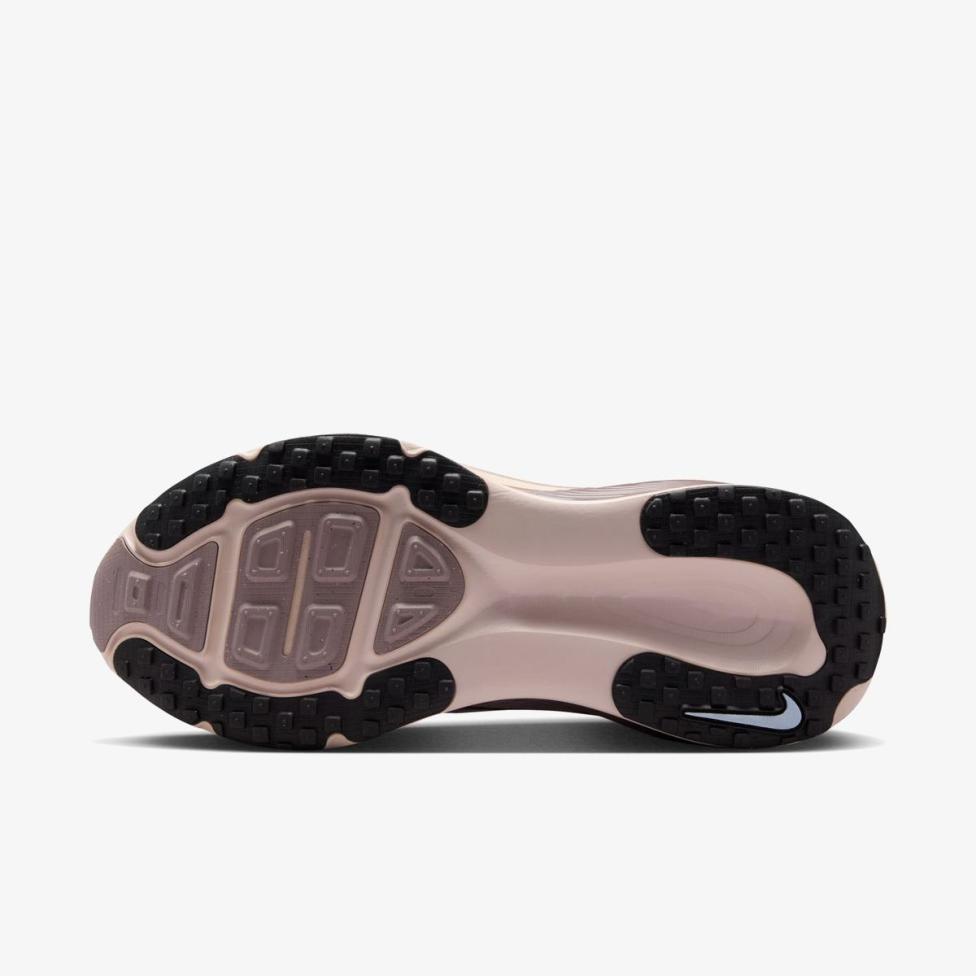 Жіночі кросівки NIKE W VOMERO 18 HM6804-607