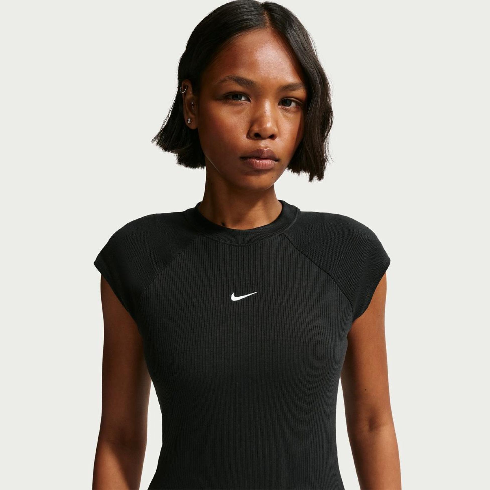 Жіноча футболка NIKE W NSW CHILL KNIT RIB SS TOP IF0242-010