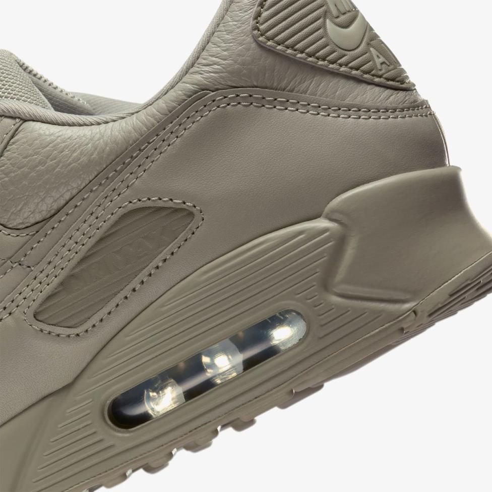 Чоловічі кросівки NIKE AIR MAX 90 PRM IB6828-300_image_8