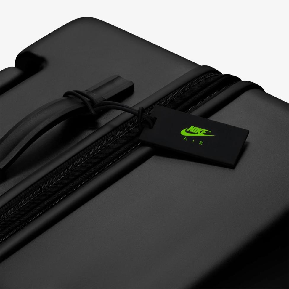 Валіза NIKE NK 22IN HARDSHELL LUGGAGE HV8584-010_image_8
