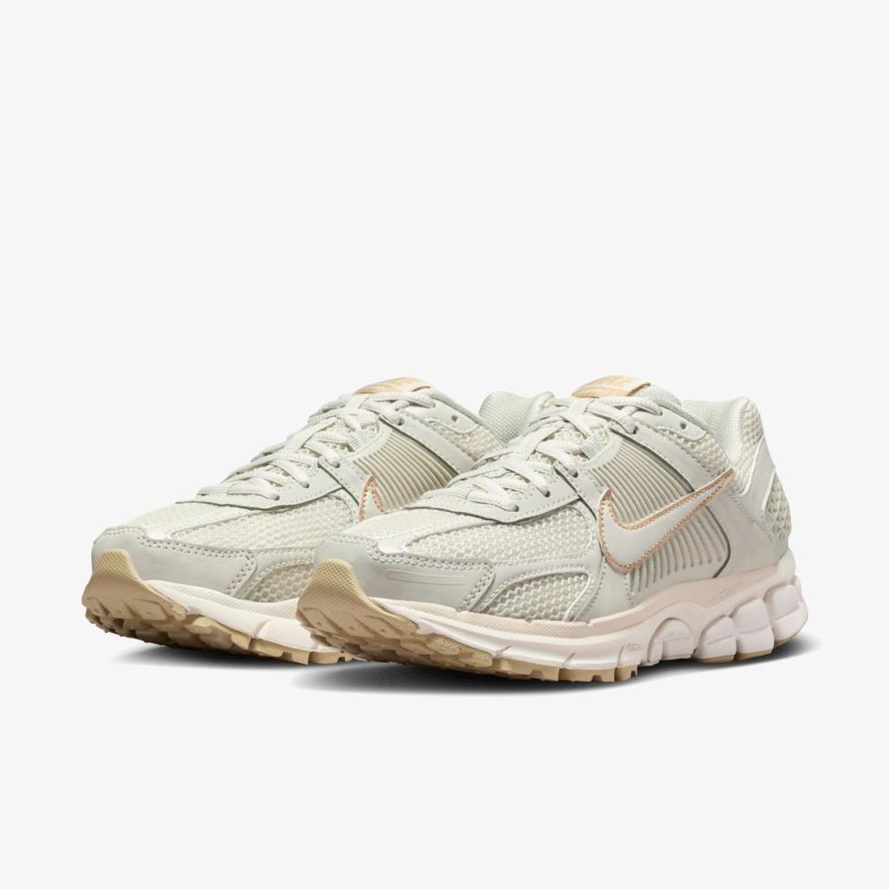 Жіночі кросівки NIKE ZOOM VOMERO 5 IB8929-003_image_5