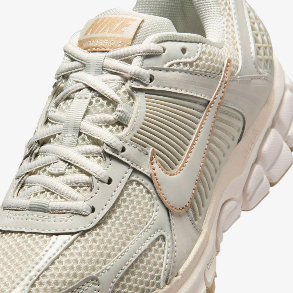 Жіночі кросівки NIKE ZOOM VOMERO 5 IB8929-003_image_7