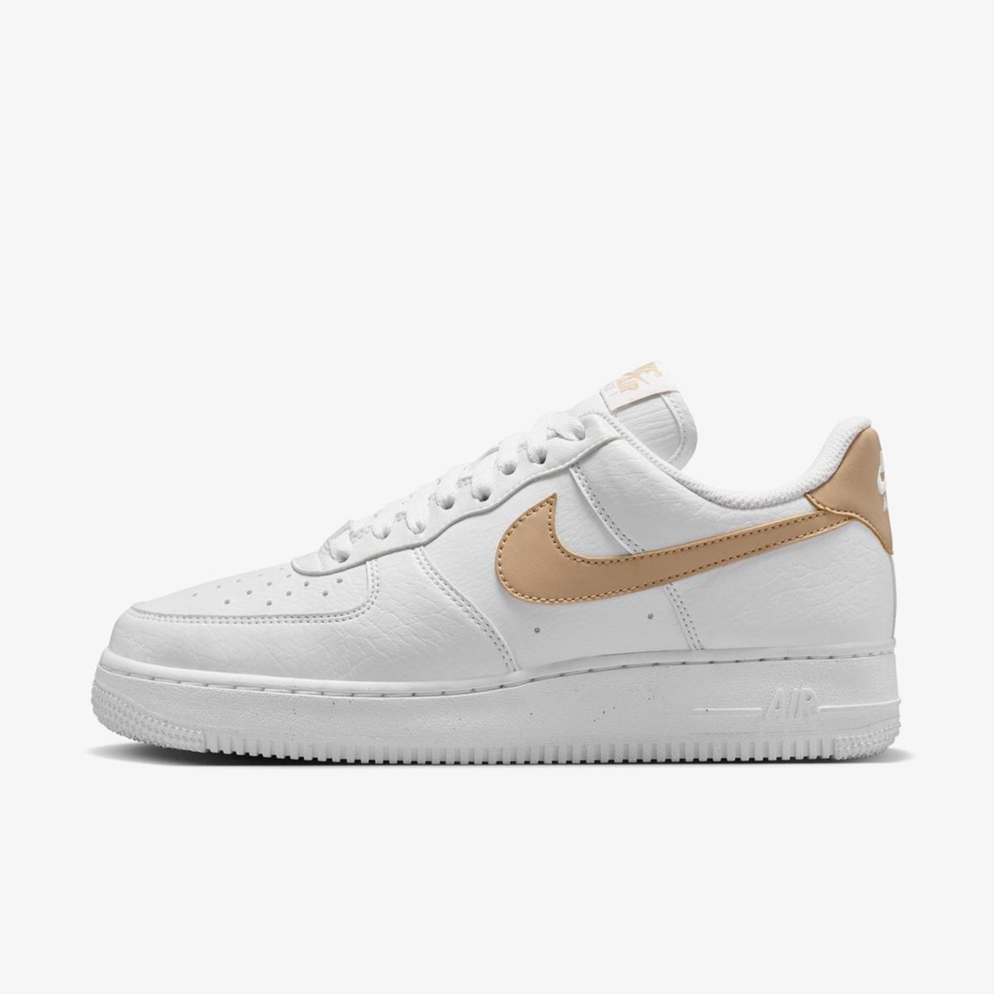 Жіночі кросівки NIKE AIR FORCE 1 07 NEXT NATURE DC9486-118