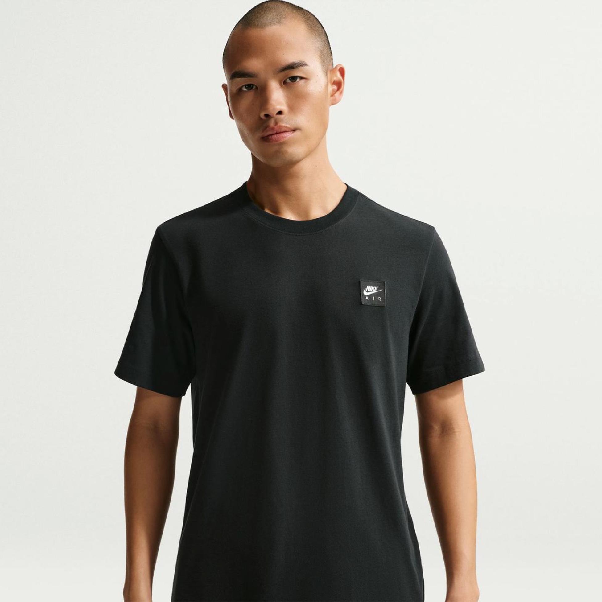 Чоловіча футболка NIKE U NSW TEE STD AIR PATCH IO9514-010