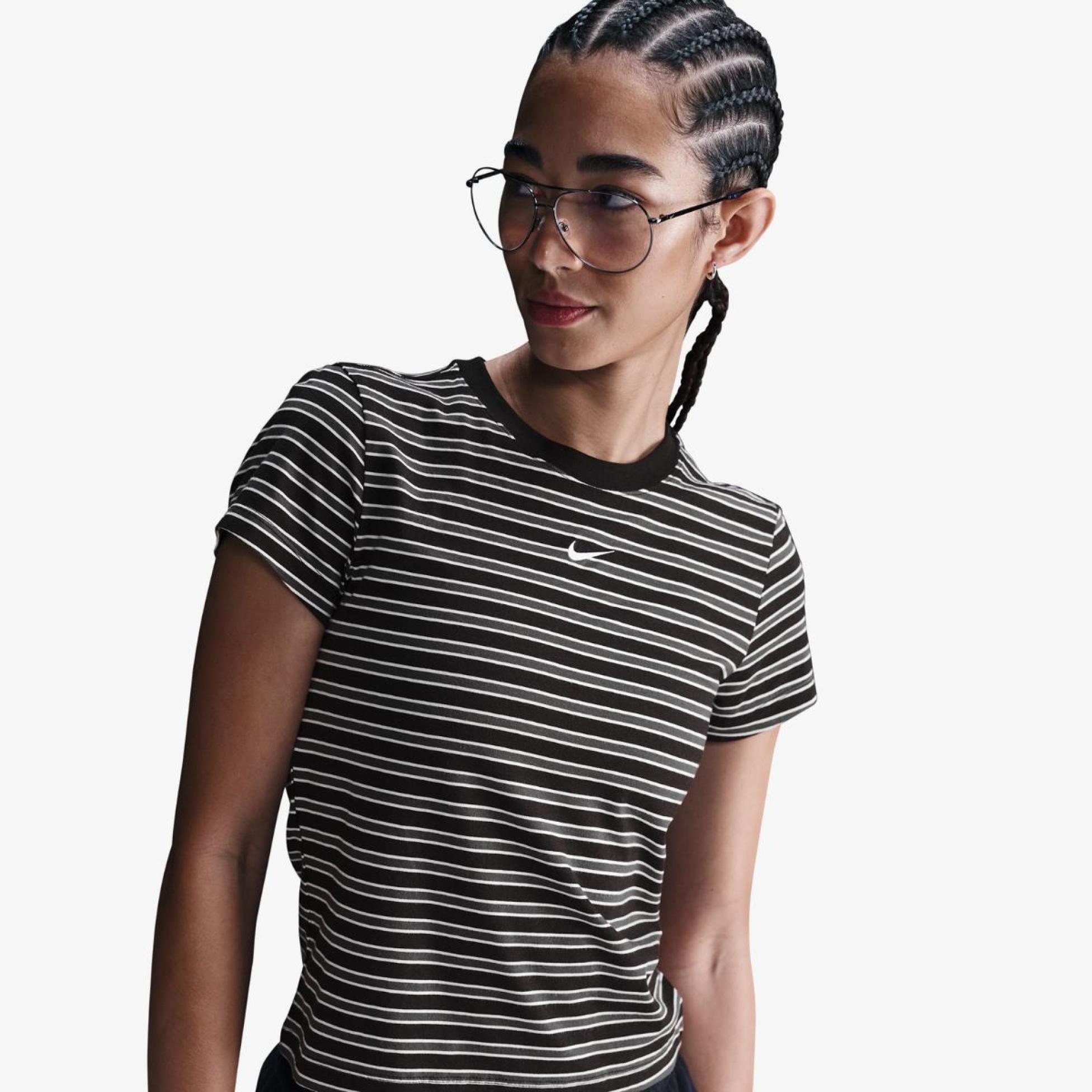 Жіноча футболка NIKE W NSW NK CHLL KNT TEE PNX HF9524-010
