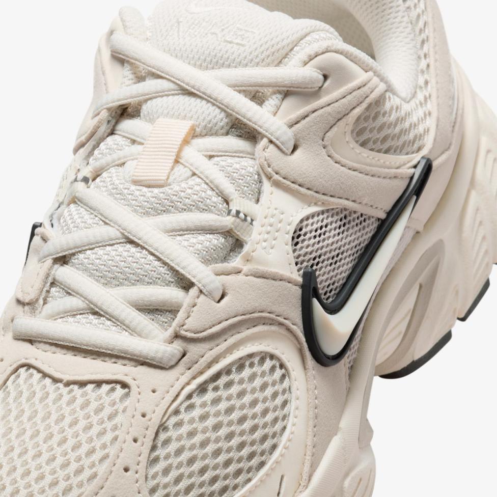 Жіночі кросівки NIKE W V5 RNR II6294-100_image_7