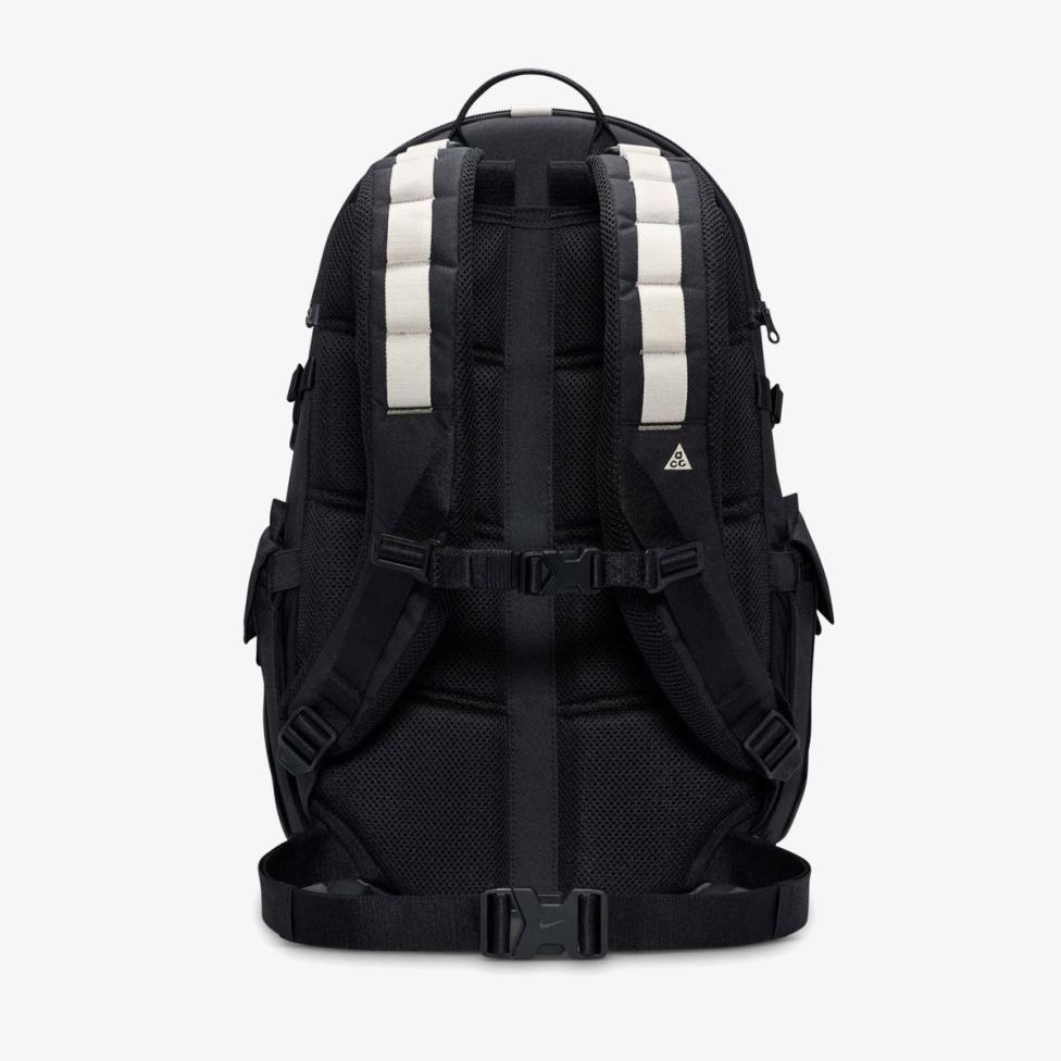 Рюкзак NIKE ACG DAYMAX BKPK HJ8178-010