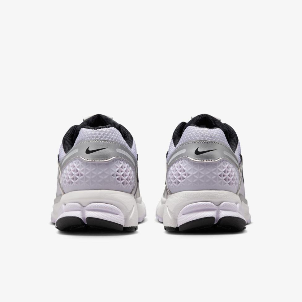 Жіночі кросівки NIKE W ZOOM VOMERO 5 M IB7253-500_image_6
