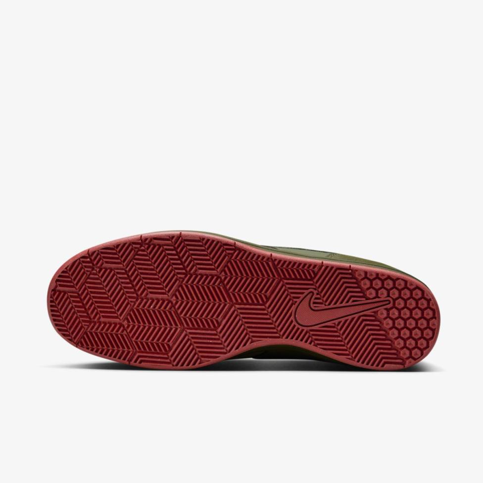 Чоловічі кросівки NIKE FOKUS IB2521-200