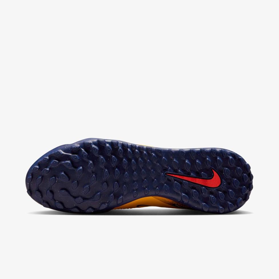 Чоловічі бутси NIKE PHANTOM 6 LOW ACAD TF EH HQ2326-800